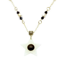 Colar com estrela brilhante