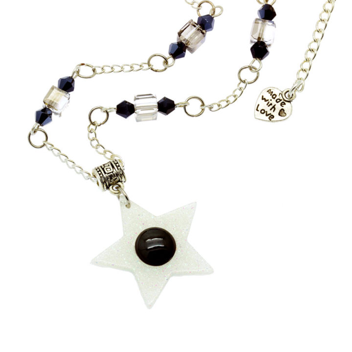 Colar com estrela brilhante