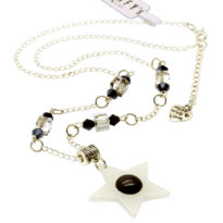 Colar com estrela brilhante