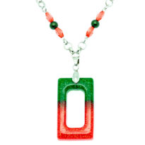 Colar com rectângulo vermelho e verde