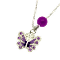 Colar com pendente borboleta roxo