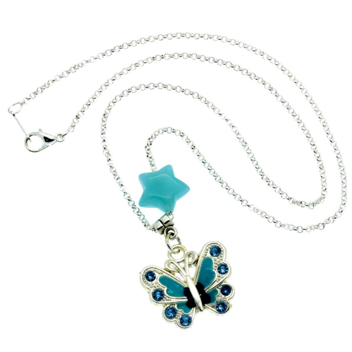 Colar com pendente borboleta azul