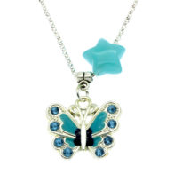 Colar com pendente borboleta azul