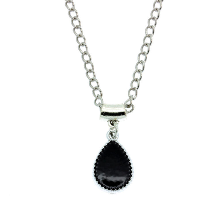 Colar com pendente gota preto