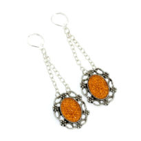 Brincos com pendentes laranja