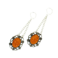 Brincos com pendentes laranja
