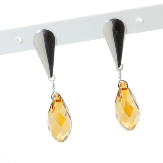 Brincos aço inoxidável com gotas de cristal