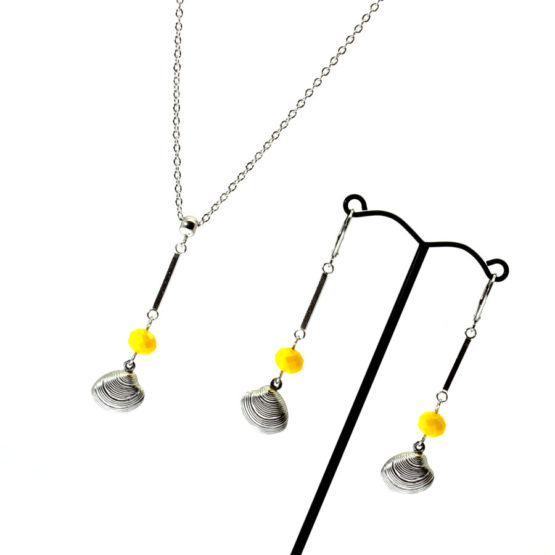 Conjunto colar e brincos conchas amarelo