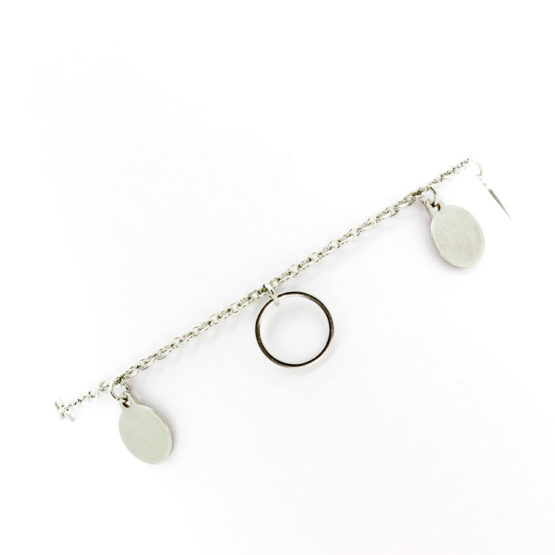 Pulseira de pé com aros e medalhas
