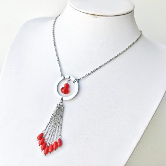 Colar gotas com pedra natural coral